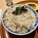 銀座 しのはら - 毛蟹の真薯コロッケと新生姜のご飯　まずはそのままで楽しみます