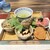 割烹 清風 - 料理写真:八寸（若鮎揚げ、鴨のたたきと黒ニンニクソース、小松菜のお浸し、キクラゲの卯の花、お麩に筍と鶏そぼろ、生湯葉、グリーンピース）