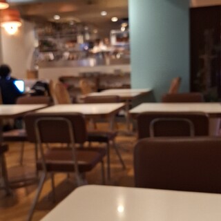 MID ミッドダイニング_2