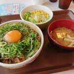 すき家 - 料理写真:ねぎ玉牛丼(並盛)+ランチセット