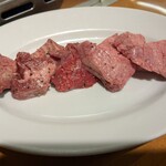 焼肉やっちゃん - 上タン塩(レモン)