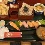割烹 Machizushi 水戶本店 - お鮨、天ぷら、常陸秋そばのセットです。