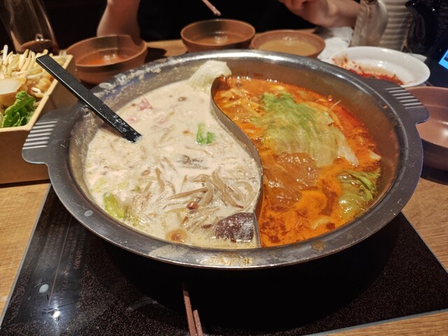 Shabu Shabu Onyasai Kyoto Kawaramachi Takoyashiki Ten photo 3