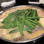 博多もつ鍋 やま中 - 