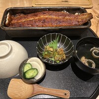 うなぎ四代目菊川 東京駅黒塀横丁店 - 