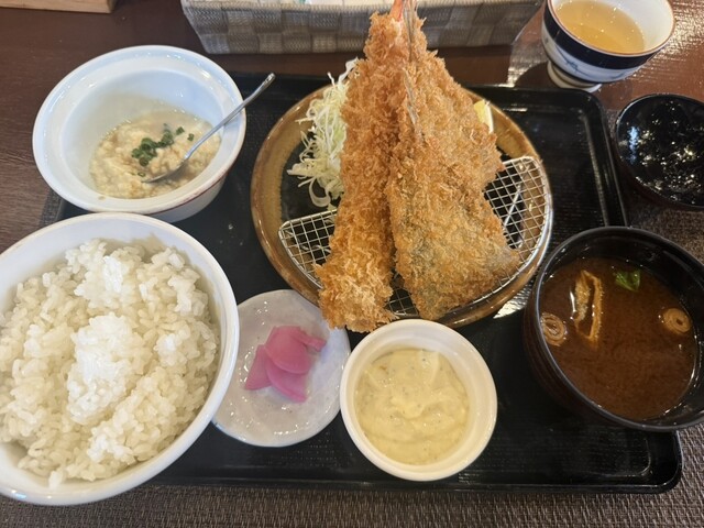 Ebi Furai to Teishoku Uonobu Shokudo