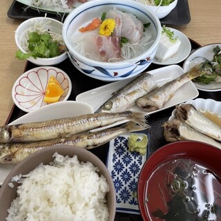 天橋立市場食堂街_1