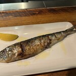 マヌエル タスカ ド ターリョ - イワシのグリル600円(2尾から頼める)、いわゆる日本の焼き魚、ポルトガル人も好きなんだー