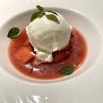 イルドット - パイナップルマリネ ミルクジェラート