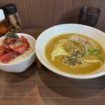 ヌードル＆スパイスカレー 今日の1番 - 