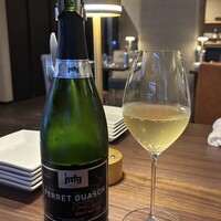 上六ワイン - （CAVA）Ferret Guasch