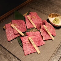 上等焼肉 ひらく - 厳選肉の盛り合わせ 4種盛り