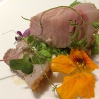 bb9 - 熟成 キントア豚 薪焼き
                
                スペイン料理のスモーク料理のコースはめちゃめちゃ旨し！