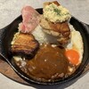 鉄皿肉飯ハチリキ