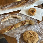 フリップアップ - バゲット、パリプリ、明太ポテトまる、きなこ黒豆ベーグル