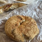 フリップアップ - きなこベ黒豆ベーグル