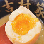 家系総本山 吉村家 - たまご（70円）安い！