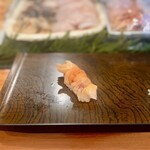 築地すし大 本館 - 赤貝