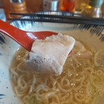 塩々 - 色白のチャーシュー