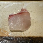 305580193 - 