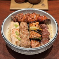 伊勢廣 京橋本店 - 5本丼