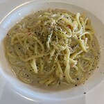 Seafood House Eni - ズワイガニとカニミソのクリームパスタ