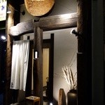 鳥恵 上野広小路店 - 趣感じる素敵な外観