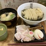 鶯屋 - 