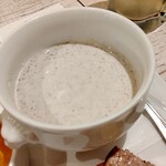 O RESTO la med. - マッシュルームの冷製クリームスープ♡粒感があるマッシュルームが美味しい♡♡