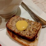 O RESTO la med. - ふんわりと家庭的なパテドカンパーニュ♡