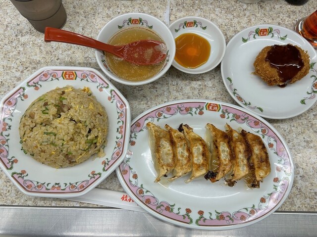 Gyoza no Osho Jr Takatsuki Ten photo 3