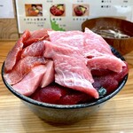 天然本マグロ専門店 司 - マグロ最強丼