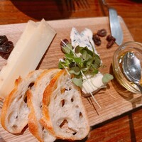 トラディシオン 日本橋 - 