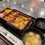 登利平 高崎モントレー店 - 
