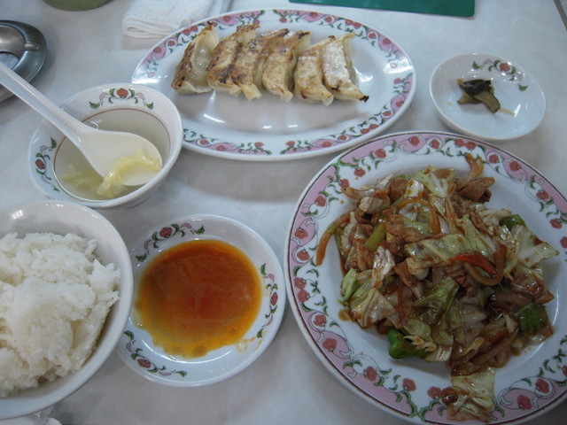 餃子の王将 三宮東店 ギョウザノオウショウ 三ノ宮 ｊｒ 餃子 食べログ