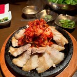 コリアンダイニング クオンズ - 