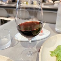 フレンチバルギンザ by plein - グラス赤　ラヴィピノノワール　990円