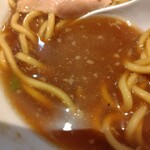 麺家 たけ田 - スープの感じ