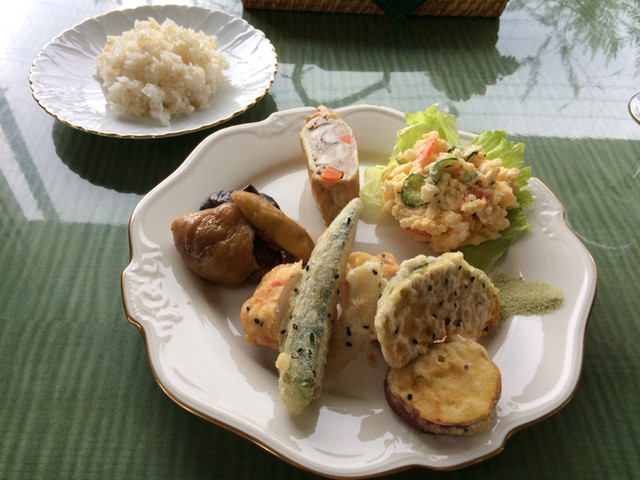 レストラン 月の丘 愛甲石田 創作料理 食べログ