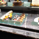 GRAND MAISON LOWE - ショーケース