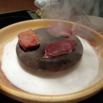 赤坂 金舌 - レバー溶岩焼き