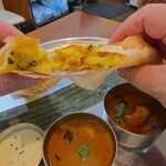 GOLDEN CROWN - マサラドーサの中身