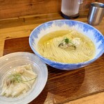 Ramen FeeL - かけらぁ麺の塩と雲呑トッピング♪