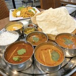 GOLDEN CROWN - 南インドの香り豊かなカレー