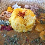 Numb - 3種盛りカレー　鶏だし豆カレー　昆布だしシーフードカレー　サンマだしチキンカレー