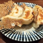 鹿鳴軒 - 自家製焼き餃子
