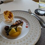 スタジオーネ - 