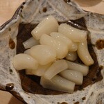 蕎麦の実 - 自家製らっきょう漬け