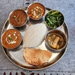 本場インド料理 キッチンアジア - ランチ：ダルバート・マトン１３８０円