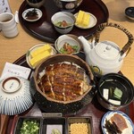 鰻 炭焼 ひつまぶし 美濃金 - 